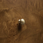 Table de chevet moderne en ronce de noyer avec rangement pour chambre à coucher
