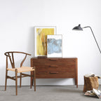 Chaise en noyer massif de style Mid-Century Modern | Noyer séché au four