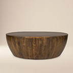 Table basse en noyer moderne avec structure en bois séché au four
