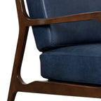 Fauteuil moderne en cuir bleu nuit avec cadre en bois séché au four