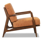 Fauteuil lounge moderne en cuir couleur cognac avec structure en bois séché au four