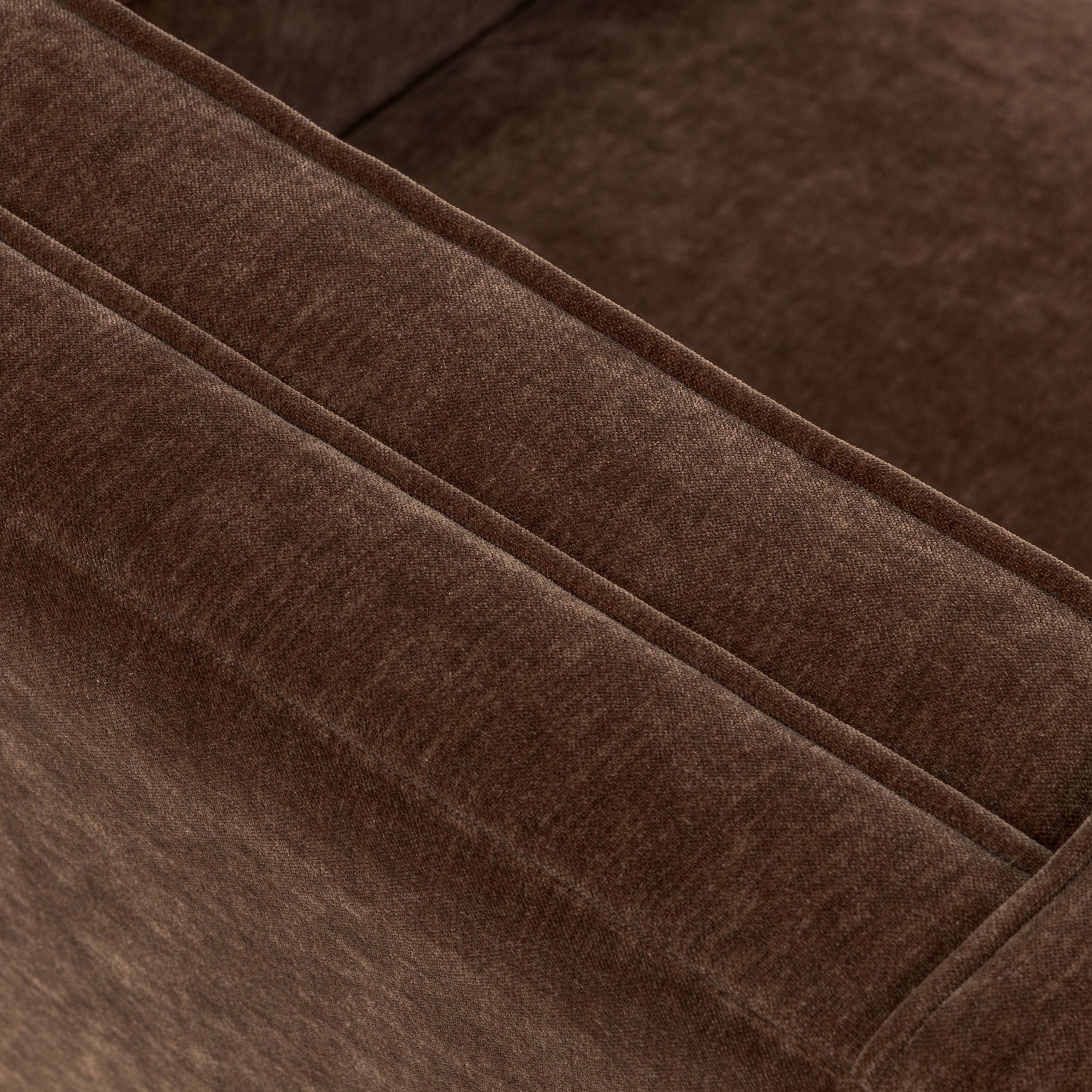 Mid-Century Modern Bronzer Brown Fabric Lounge Chair with Button