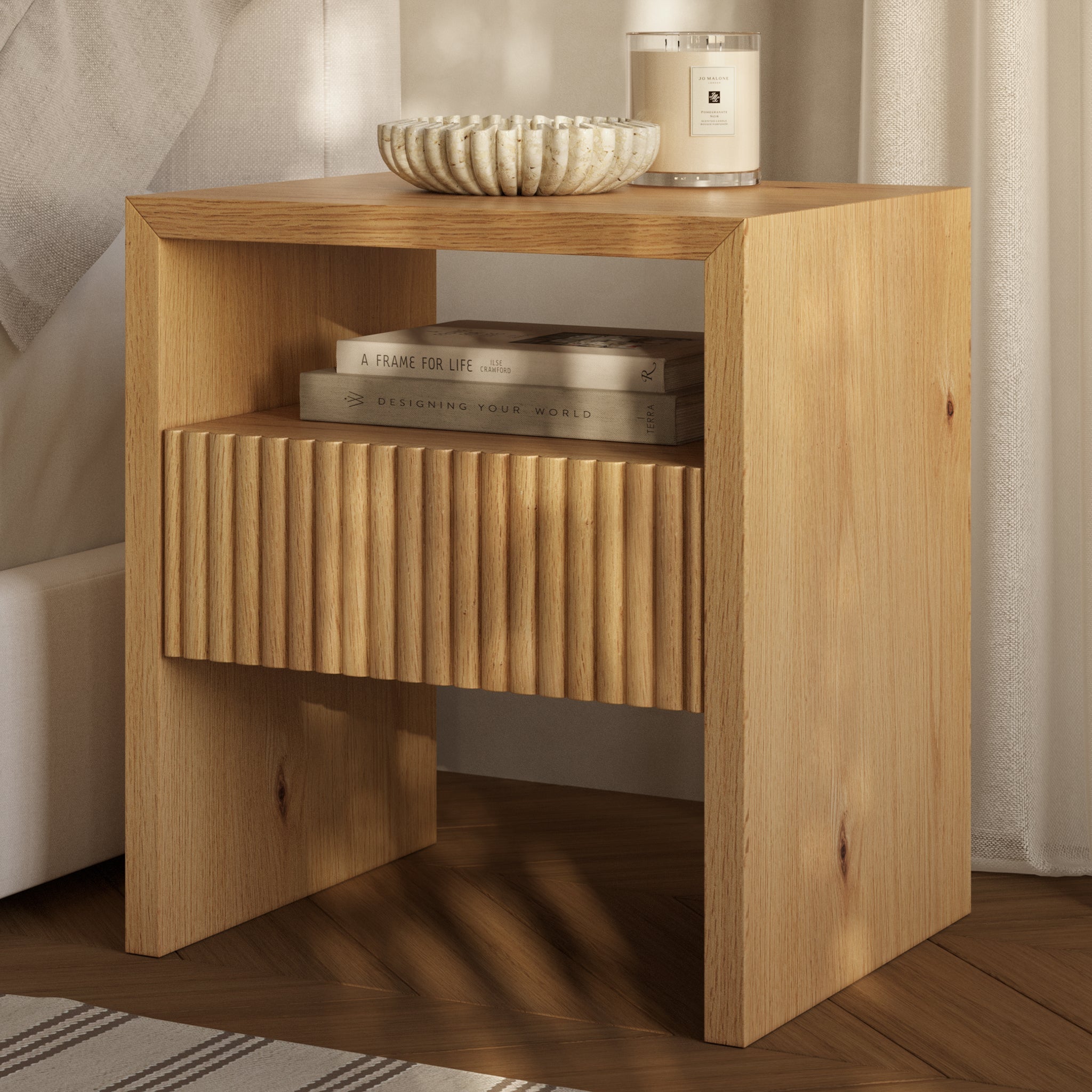 Modern Oak Oak Wood Nightstand with Solid Oak Frame for Bedroom