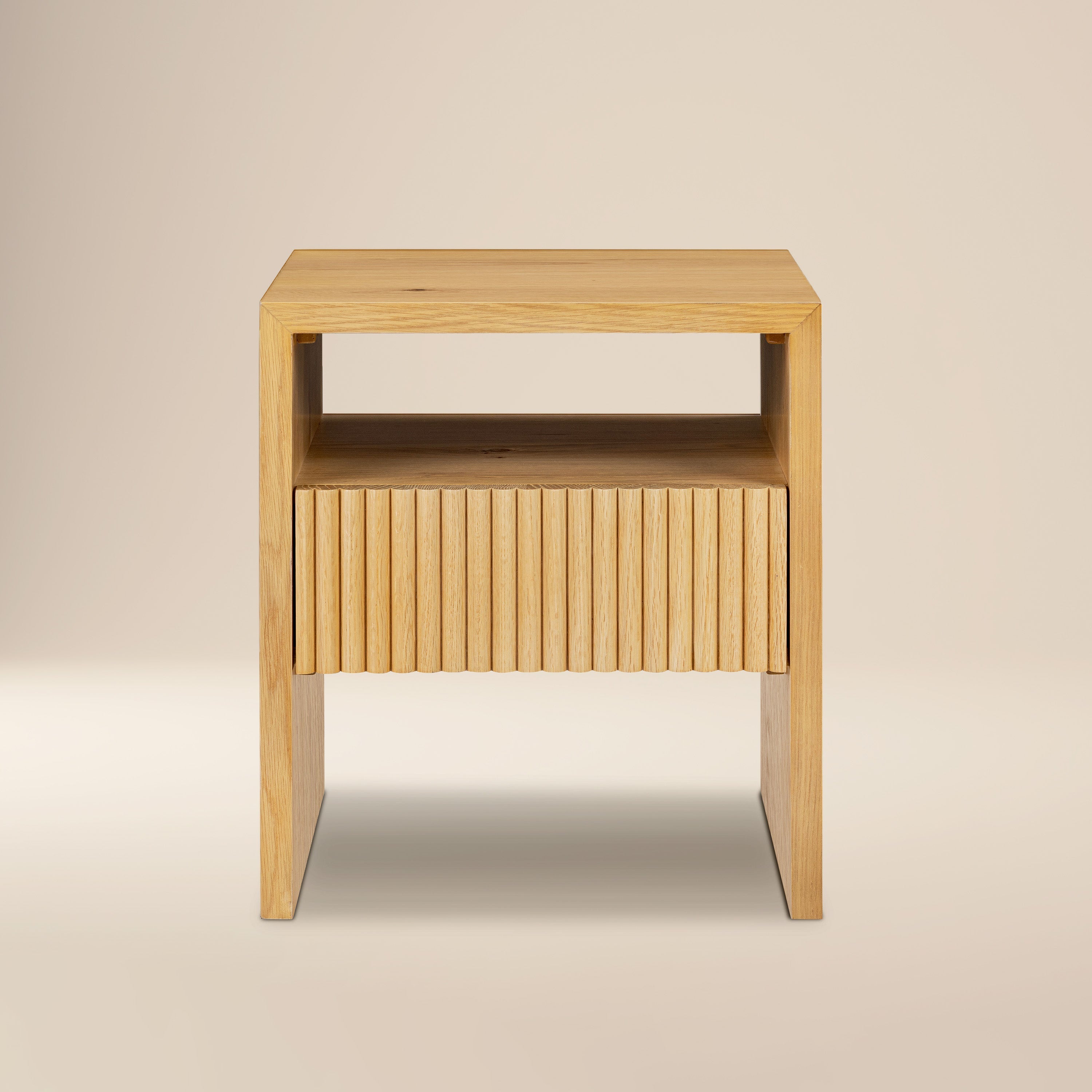 Modern Oak Oak Wood Nightstand with Solid Oak Frame for Bedroom