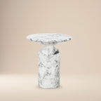 Table d'appoint moderne en marbre blanc avec fabrication résistante aux intempéries