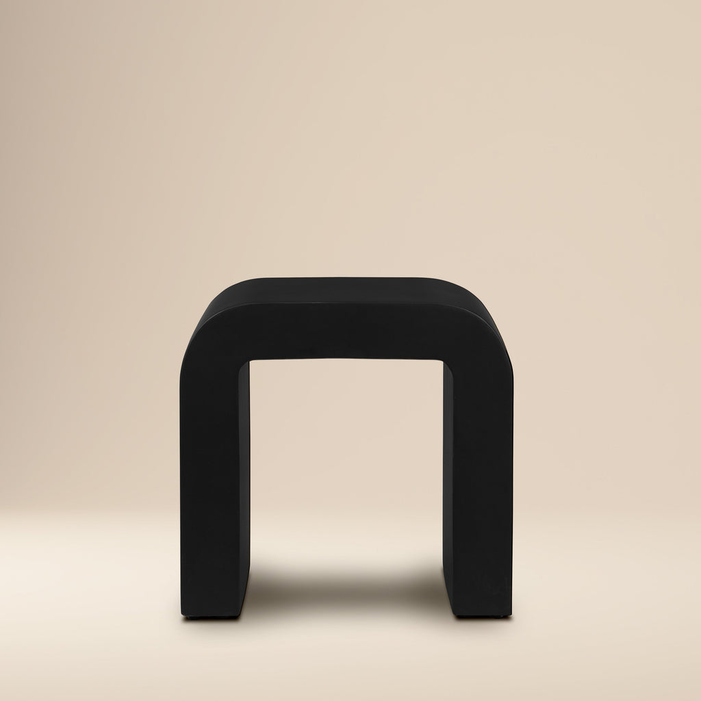 Modern Black Concrete Concrete Side Table with Weather-Resistant Build