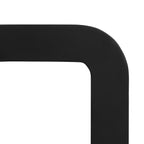 Table d'appoint moderne en béton noir avec construction résistante aux intempéries