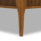 Table basse brun clair de style Mid-Century Modern avec rangement escamotable