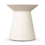 Table d'appoint moderne blanc amande avec conception résistante aux intempéries