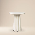 Table d'appoint moderne blanc amande avec fabrication résistante aux intempéries